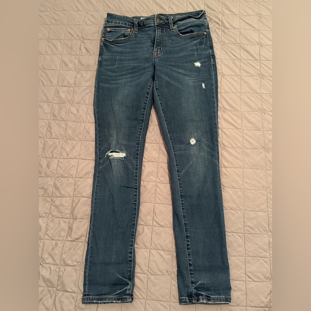 AERO Stylish Distressed Blue Skinny Jeans